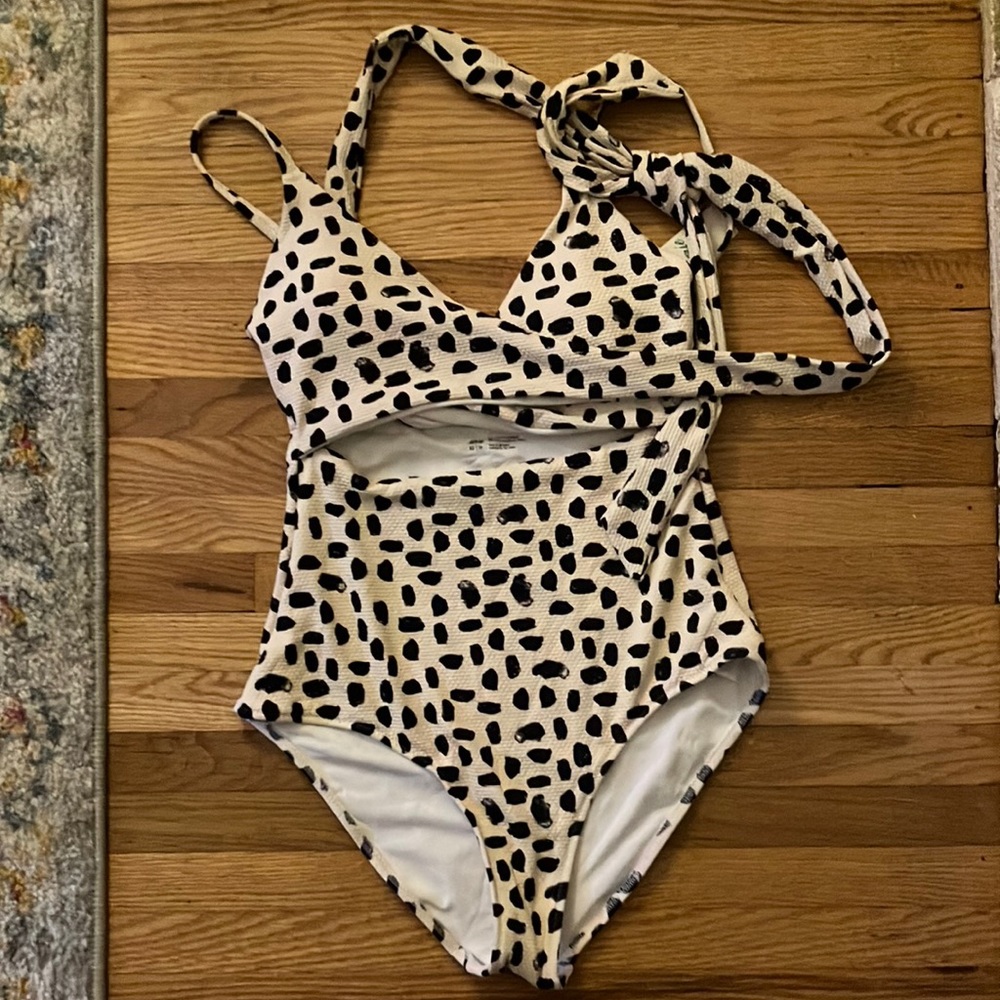 Aerie swim .xsmall. 2 total. both new with tags. wife didn’t like ‘em ?🔥🤔